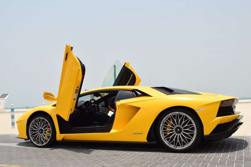 Lamborghini Aventador