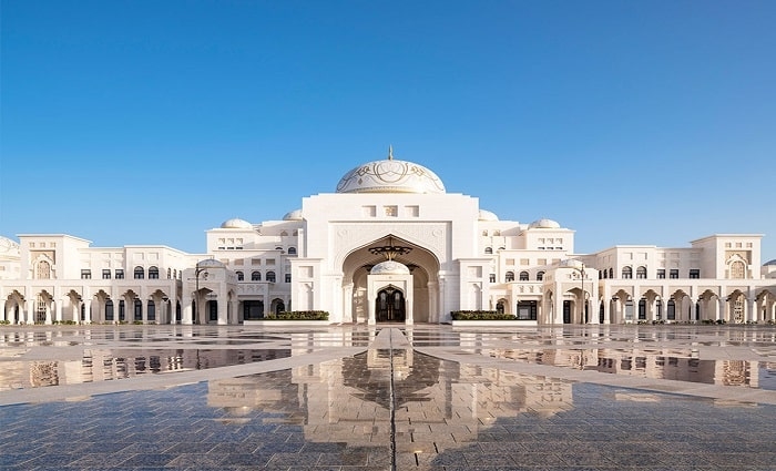 al qasr watan