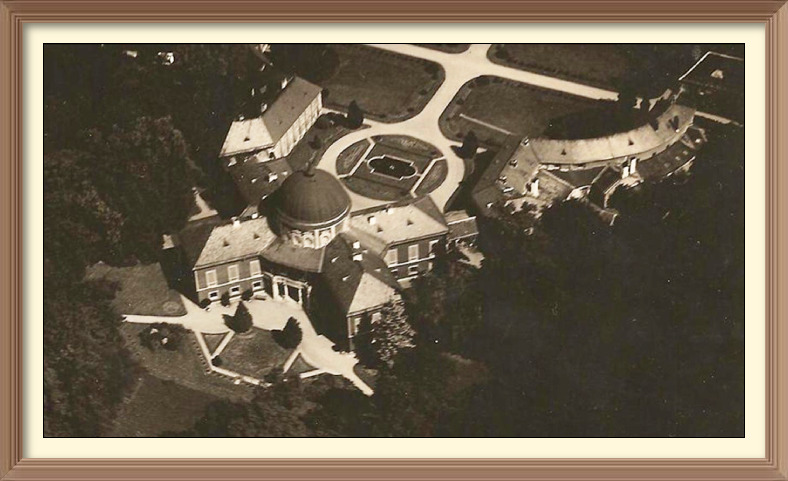 Čestný dvůr 1955 letecký snímek